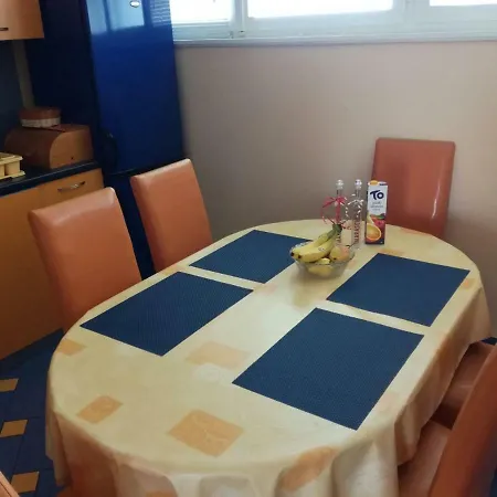 Apartment Sunset Delight In Old Town Zadar