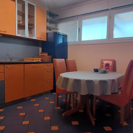 Sunset Delight In Old Town Appartement