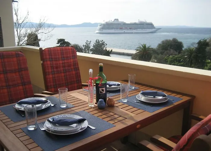 Sunset Delight In Old Town Apartman Zára