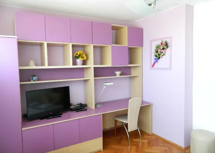 Sunset Delight In Old Town Apartman *